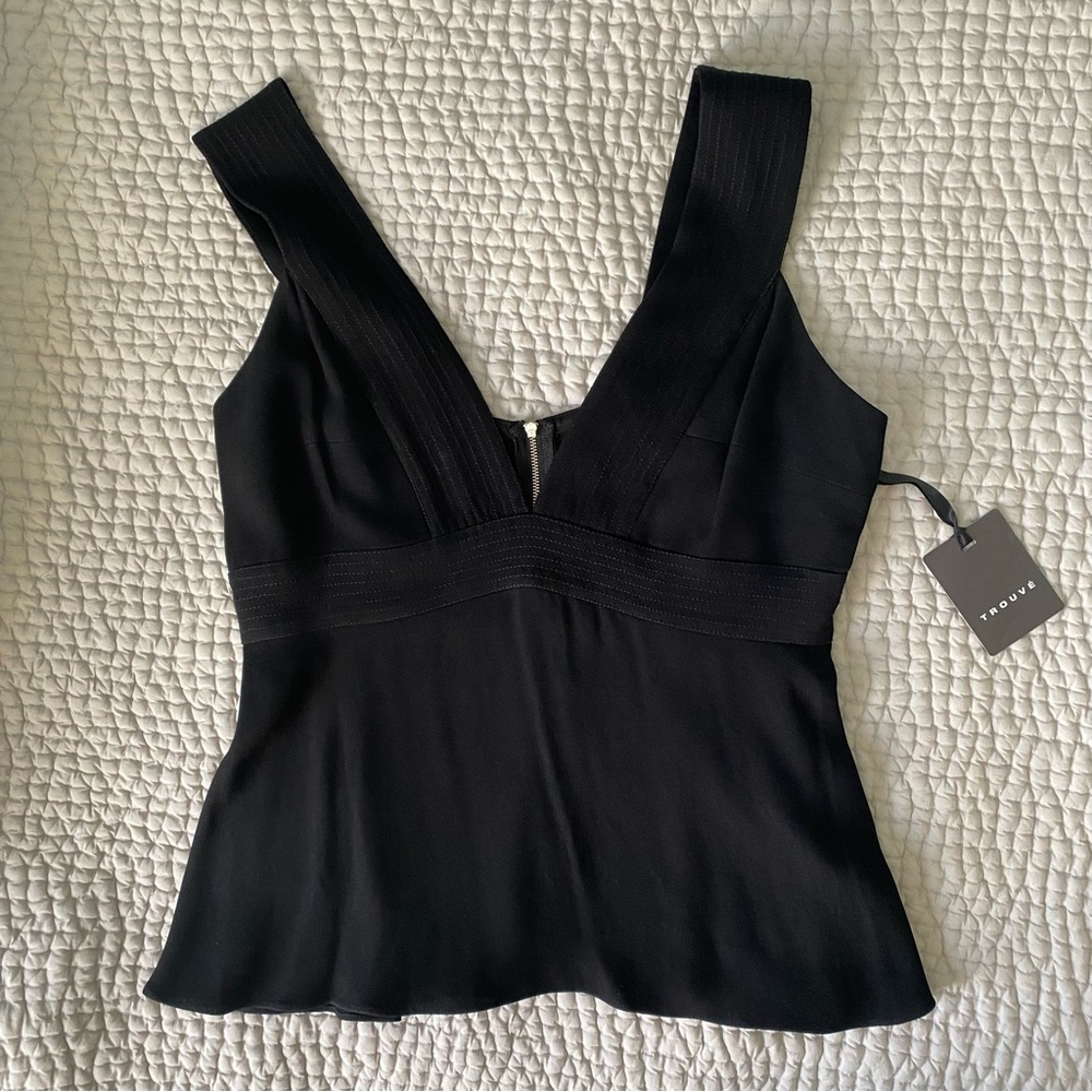 Trouvé black crepe seamed detail v neck tank
